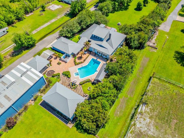 141 Industrial Park Rd, Larose, LA 70373