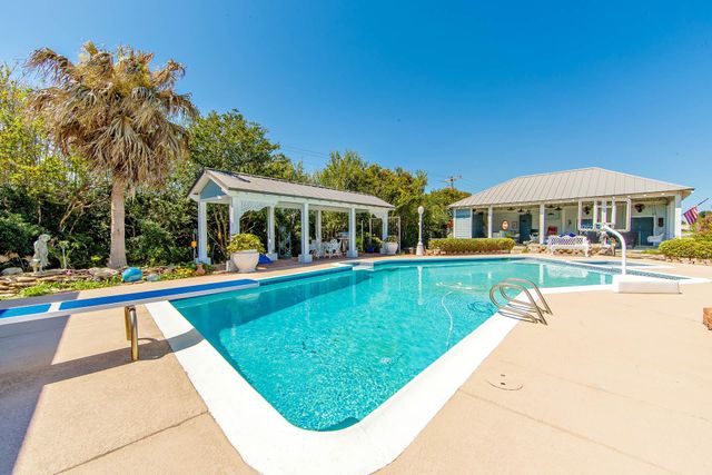 141 Industrial Park Rd, Larose, LA 70373