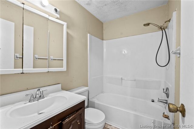 1820 Meridian Street, Madison, IN 47250