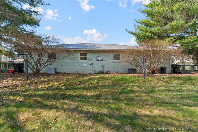 1820 Meridian Street, Madison, IN 47250