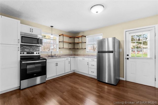 1820 Meridian Street, Madison, IN 47250