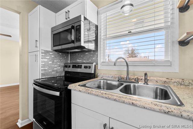 1820 Meridian Street, Madison, IN 47250