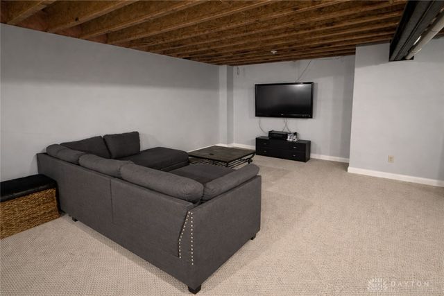930 Oak Hill Court, Troy, OH 45373