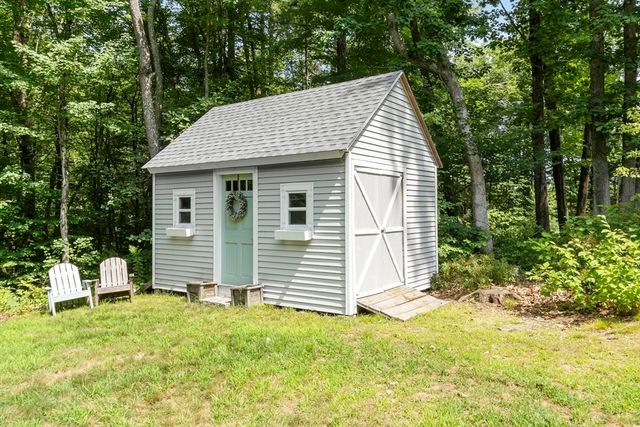 95 Prescott St, Rutland, MA 01543