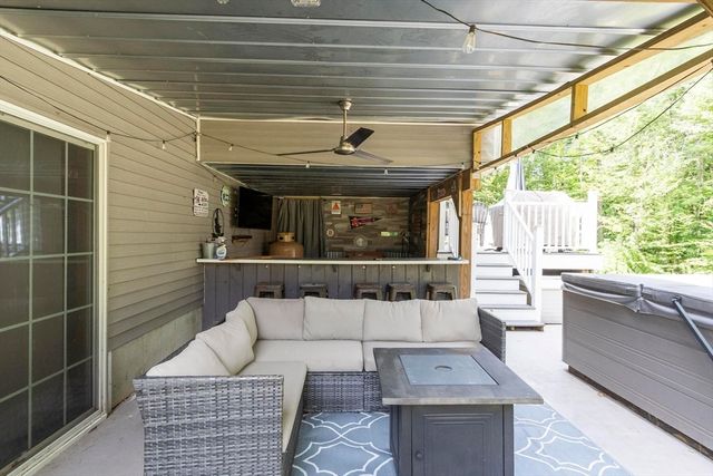 95 Prescott St, Rutland, MA 01543