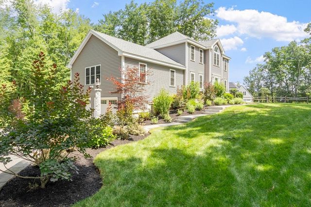 95 Prescott St, Rutland, MA 01543