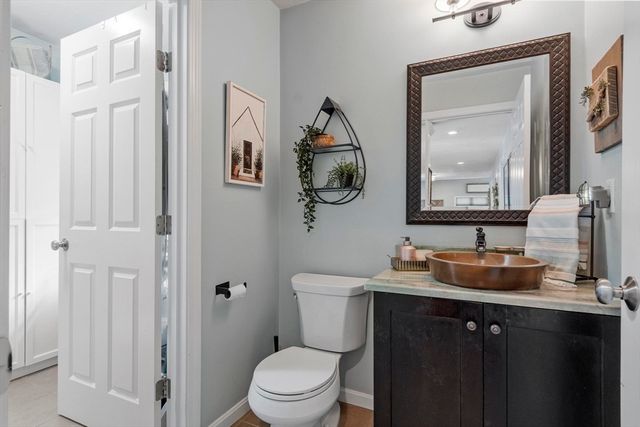 95 Prescott St, Rutland, MA 01543