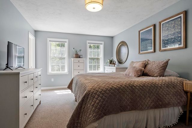 95 Prescott St, Rutland, MA 01543