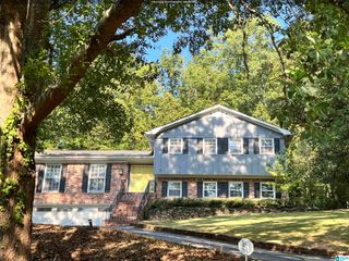 1384 STARCROSS DRIVE, Vestavia Hills, AL 35216