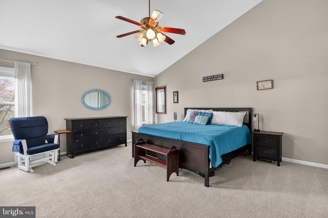 5153 BALLYCASTLE CIR, Alexandria, VA 22315