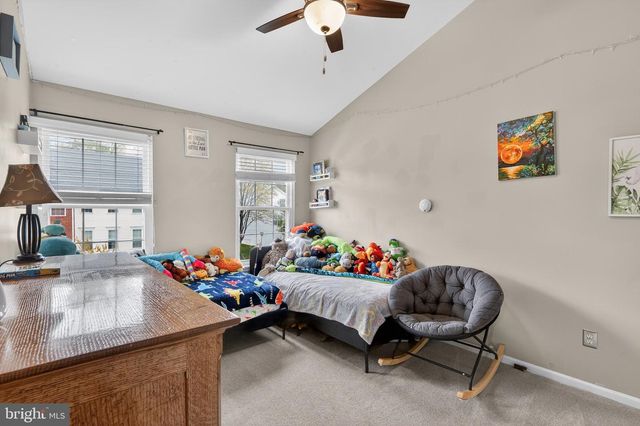 5153 BALLYCASTLE CIR, Alexandria, VA 22315