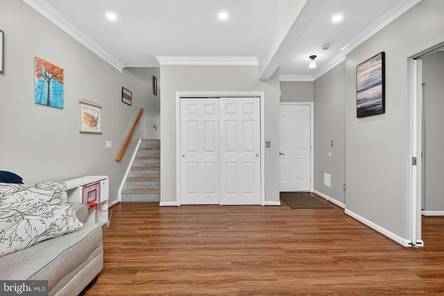 5153 BALLYCASTLE CIR, Alexandria, VA 22315