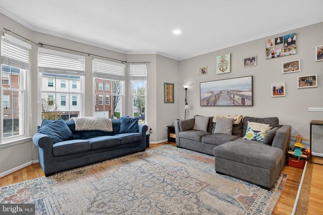 5153 BALLYCASTLE CIR, Alexandria, VA 22315