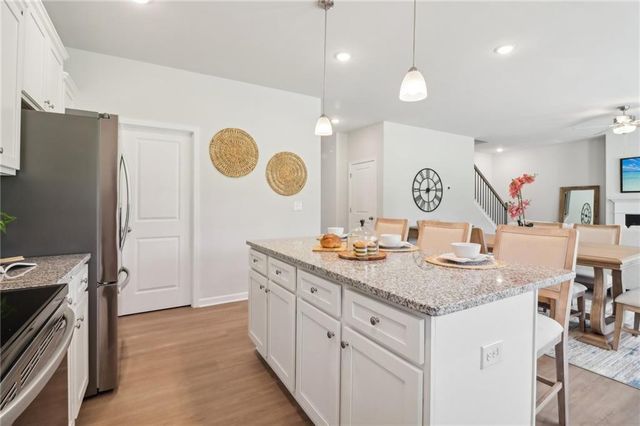 3716 Heron Creek Court, Loganville, GA 30052