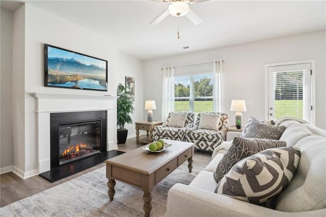 3716 Heron Creek Court, Loganville, GA 30052