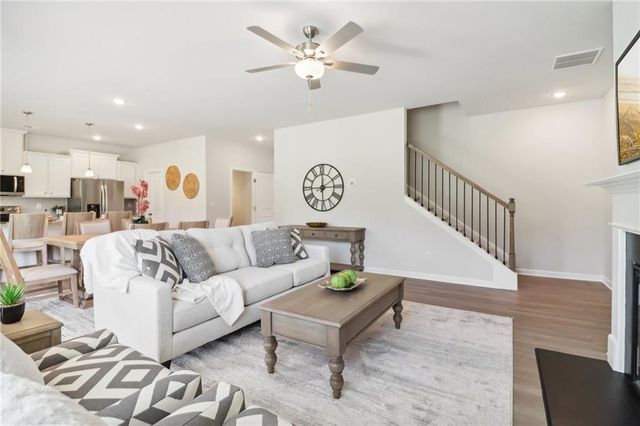 3716 Heron Creek Court, Loganville, GA 30052