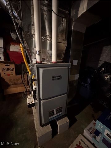 836 Main Street, Bridgeport, OH 43912