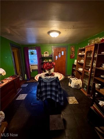 836 Main Street, Bridgeport, OH 43912