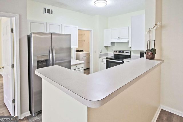 8102 WOODLAND Lane 8102, Alpharetta, GA 30009