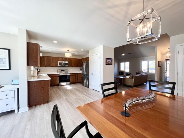 231 Windmill LANE, Walworth, WI 53184