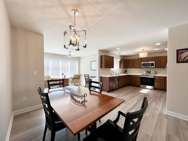 231 Windmill LANE, Walworth, WI 53184