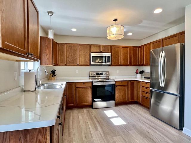 231 Windmill LANE, Walworth, WI 53184