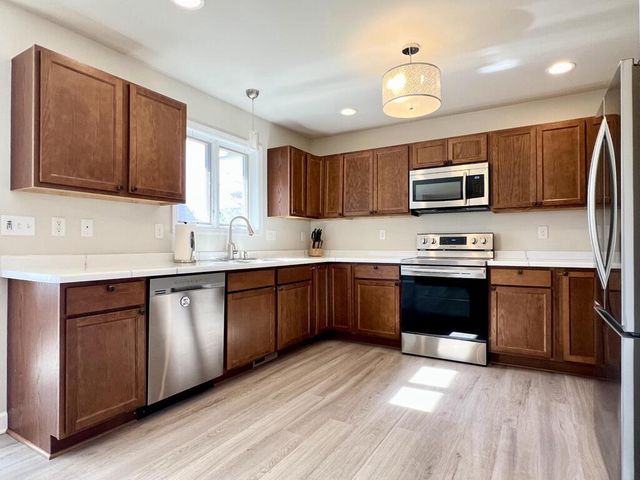 231 Windmill LANE, Walworth, WI 53184