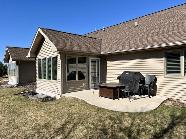 231 Windmill LANE, Walworth, WI 53184