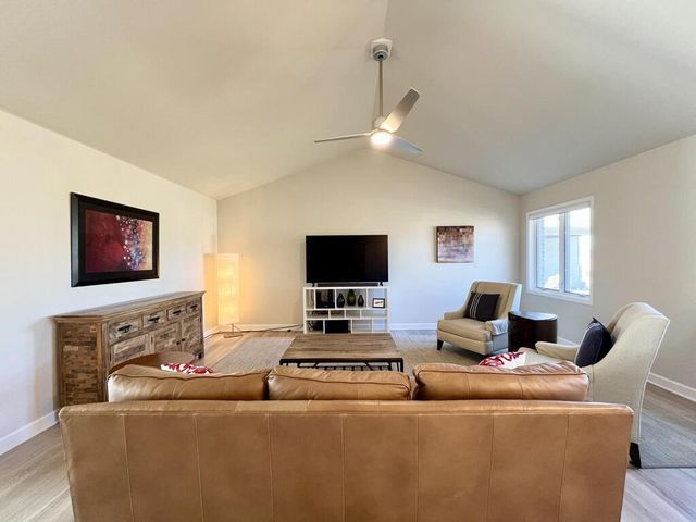 231 Windmill LANE, Walworth, WI 53184