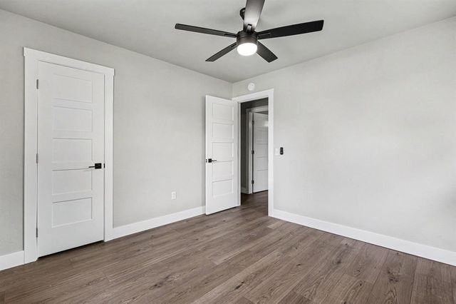 2501 S Miles Avenue, El Reno, OK 73036