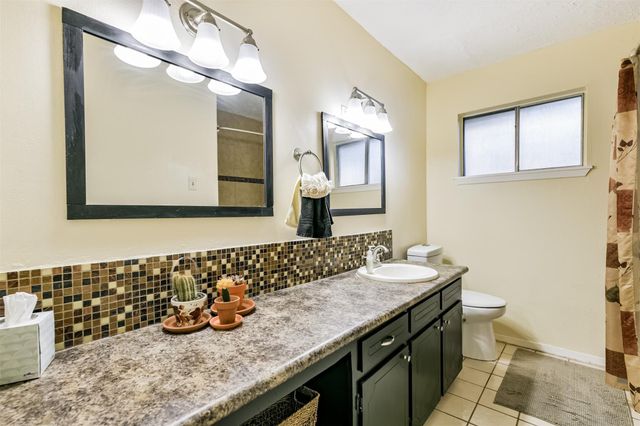 822 N Kaufman Drive, Deer Park, TX 77536