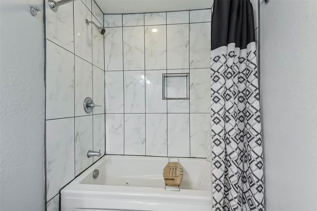 822 N Kaufman Drive, Deer Park, TX 77536