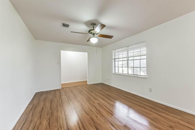 822 N Kaufman Drive, Deer Park, TX 77536