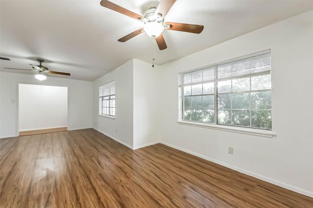 822 N Kaufman Drive, Deer Park, TX 77536