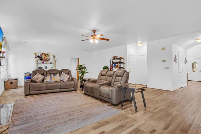 3505 Lambeth Dr, Rescue, CA 95672
