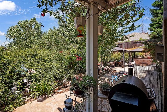 3505 Lambeth Dr, Rescue, CA 95672