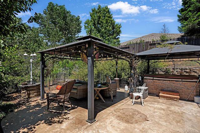 3505 Lambeth Dr, Rescue, CA 95672