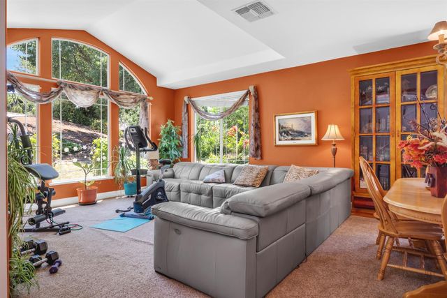 3505 Lambeth Dr, Rescue, CA 95672