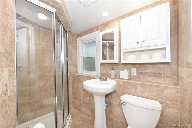 264 N Boston Avenue, Massapequa, NY 11758