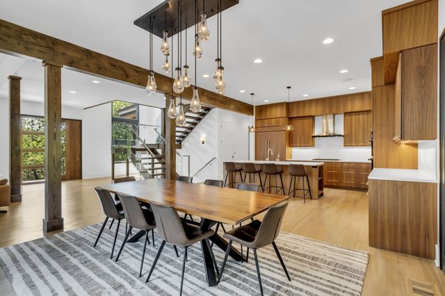 6449 Fleetwood Dr, Nashville, TN 37209