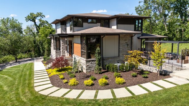 6449 Fleetwood Dr, Nashville, TN 37209