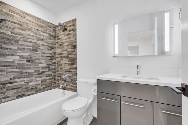 6449 Fleetwood Dr, Nashville, TN 37209