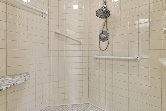 7935 WOODPOINTE COURT 21, Sarasota, FL 34238