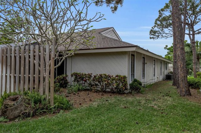 7935 WOODPOINTE COURT 21, Sarasota, FL 34238