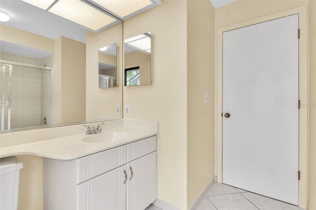 7935 WOODPOINTE COURT 21, Sarasota, FL 34238