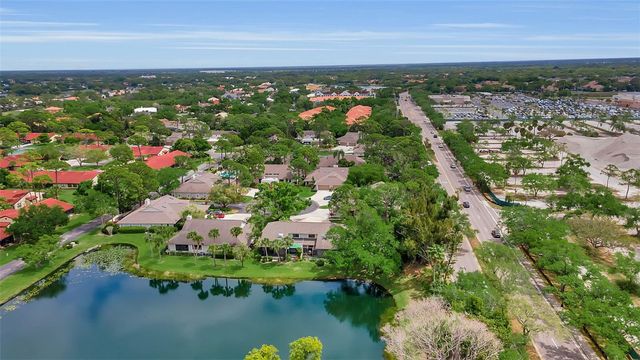 7935 WOODPOINTE COURT 21, Sarasota, FL 34238