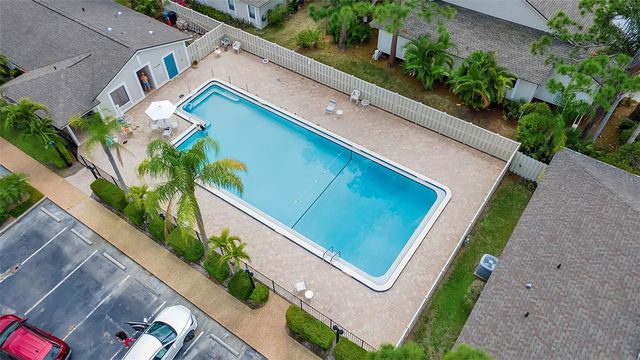 7935 WOODPOINTE COURT 21, Sarasota, FL 34238