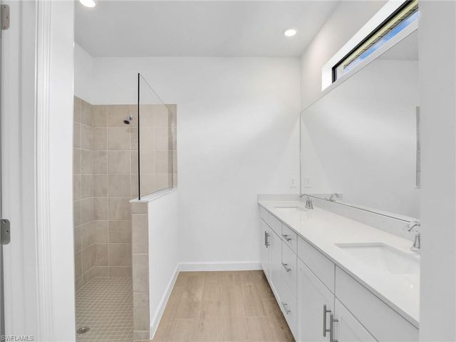 19097 Hinkley DR, Estero, FL 33928