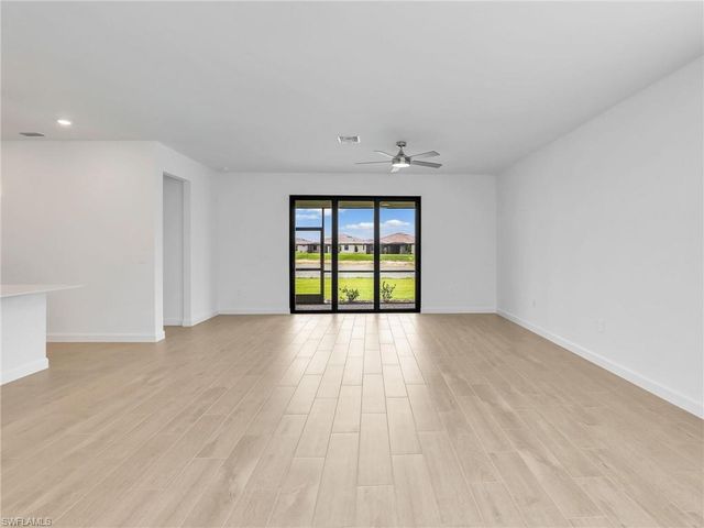 19097 Hinkley DR, Estero, FL 33928