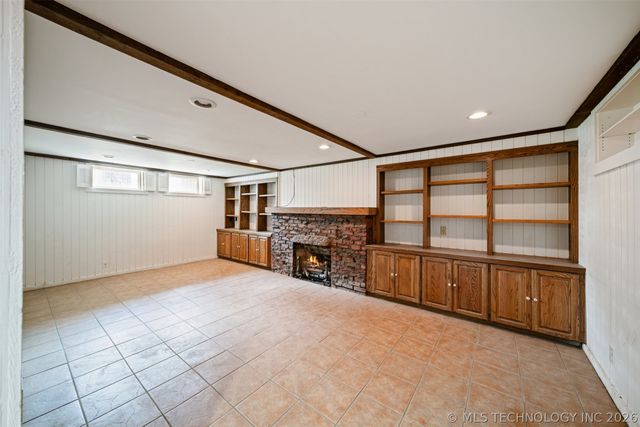 2429 E 22nd Place, Tulsa, OK 74114